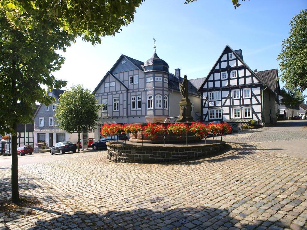 Hotel Hesborner Kuckuck Халленберг Экстерьер фото
